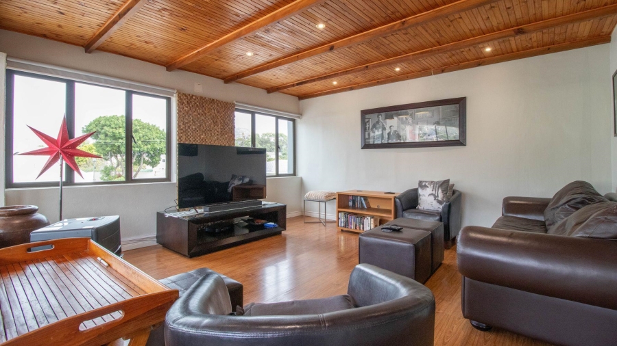 To Let 3 Bedroom Property for Rent in Hout Bay Western Cape